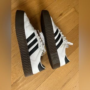 Adidas Sambarose